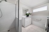 https://images.listonce.com.au/custom/160x/listings/18-montpellier-crescent-templestowe-lower-vic-3107/242/01366242_img_11.jpg?1Q40EDKF7yM