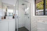 https://images.listonce.com.au/custom/160x/listings/18-moonah-way-mount-martha-vic-3934/206/01947206_img_10.jpg?CRhMG_T1yRM