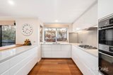 https://images.listonce.com.au/custom/160x/listings/18-nalinga-court-warranwood-vic-3134/338/01988338_img_07.jpg?Av_4h1kJnyw