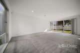 https://images.listonce.com.au/custom/160x/listings/18-newington-parade-chelsea-vic-3196/330/01929330_img_02.jpg?YjffroT1fTo