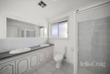 https://images.listonce.com.au/custom/160x/listings/18-newington-parade-chelsea-vic-3196/330/01929330_img_06.jpg?7ClSlw70Bj0