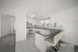 https://images.listonce.com.au/custom/160x/listings/18-newington-parade-chelsea-vic-3196/330/01929330_img_07.jpg?ONZ147sMlH0