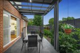 https://images.listonce.com.au/custom/160x/listings/18-oliver-street-ringwood-vic-3134/342/01036342_img_10.jpg?UVhBBqm8_QE