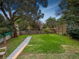 https://images.listonce.com.au/custom/160x/listings/18-olwen-street-nunawading-vic-3131/732/01108732_img_11.jpg?0bY-uiCWBag