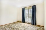 https://images.listonce.com.au/custom/160x/listings/18-ophir-street-sebastopol-vic-3356/176/01974176_img_05.jpg?Ey6FJ31m_fg