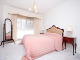https://images.listonce.com.au/custom/160x/listings/18-orchard-crescent-mont-albert-north-vic-3129/899/01684899_img_07.jpg?k4Oq6948z28