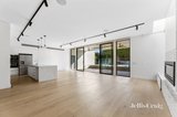 https://images.listonce.com.au/custom/160x/listings/18-orrong-cres-camberwell-vic-3124/498/01735498_img_02.jpg?J1q6AW_yjTU