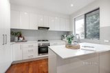 https://images.listonce.com.au/custom/160x/listings/18-pakenham-street-blackburn-vic-3130/694/01648694_img_04.jpg?fpgKPhvFL60