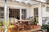 https://images.listonce.com.au/custom/160x/listings/18-palmer-avenue-balwyn-vic-3103/050/01981050_img_09.jpg?uhLSxxolWuQ