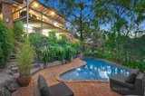 https://images.listonce.com.au/custom/160x/listings/18-palpera-terrace-greensborough-vic-3088/917/00762917_img_02.jpg?watlDcrFKPo