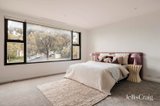 https://images.listonce.com.au/custom/160x/listings/18-park-avenue-kew-vic-3101/649/01985649_img_12.jpg?tt4aqBFW_3s