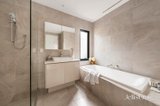 https://images.listonce.com.au/custom/160x/listings/18-park-avenue-kew-vic-3101/649/01985649_img_16.jpg?HapesmxS5W0