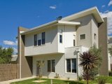 https://images.listonce.com.au/custom/160x/listings/18-park-crescent-south-geelong-vic-3220/455/01699455_img_01.jpg?mkEv6rCQaaE