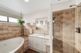 https://images.listonce.com.au/custom/160x/listings/18-peachwood-rise-doncaster-east-vic-3109/315/00579315_img_08.jpg?o2EkCc9Slf8