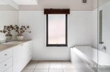 https://images.listonce.com.au/custom/160x/listings/18-philip-street-lower-plenty-vic-3093/095/01916095_img_12.jpg?VbO7jzfJlnc