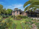 https://images.listonce.com.au/custom/160x/listings/18-poyner-avenue-lilydale-vic-3140/377/01526377_img_01.jpg?jWW_vhfX27k