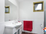 https://images.listonce.com.au/custom/160x/listings/18-poyner-avenue-lilydale-vic-3140/377/01526377_img_05.jpg?420pWNwGrOY