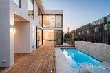 https://images.listonce.com.au/custom/160x/listings/18-ralton-avenue-glen-waverley-vic-3150/079/01985079_img_15.jpg?bRa3aqb5_wY