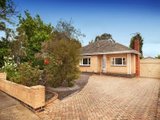 https://images.listonce.com.au/custom/160x/listings/18-rangeview-grove-balwyn-north-vic-3104/185/01685185_img_01.jpg?cX3VkFGrHsA