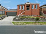 https://images.listonce.com.au/custom/160x/listings/18-regent-avenue-mooroolbark-vic-3138/336/01526336_img_17.jpg?NubPHPTyrHU