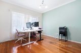 https://images.listonce.com.au/custom/160x/listings/18-ridley-avenue-avondale-heights-vic-3034/824/01190824_img_08.jpg?nfGKKYjIX6c