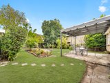 https://images.listonce.com.au/custom/160x/listings/18-roberts-street-glen-waverley-vic-3150/032/01836032_img_01.jpg?lUAC14MH9rQ