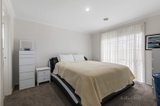 https://images.listonce.com.au/custom/160x/listings/18-roslyn-way-whittlesea-vic-3757/360/00890360_img_05.jpg?EOixXhKZL0A