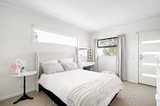 https://images.listonce.com.au/custom/160x/listings/18-rosshire-road-newport-vic-3015/013/01338013_img_08.jpg?a4_4YmDuNcM