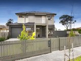 https://images.listonce.com.au/custom/160x/listings/18-rosshire-road-newport-vic-3015/245/01203245_img_01.jpg?hYzHb8zlvas