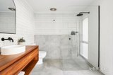 https://images.listonce.com.au/custom/160x/listings/18-rowan-court-belmont-vic-3216/128/01948128_img_05.jpg?pvNf6FbkmeM