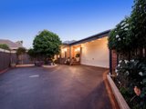 https://images.listonce.com.au/custom/160x/listings/18-rowan-street-croydon-vic-3136/052/01524052_img_02.jpg?Y3h7sr4lub8