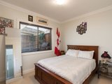 https://images.listonce.com.au/custom/160x/listings/18-rowan-street-croydon-vic-3136/052/01524052_img_07.jpg?_TCE_qEuf_U