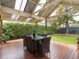 https://images.listonce.com.au/custom/160x/listings/18-rowan-street-croydon-vic-3136/052/01524052_img_14.jpg?edGpX6H2AcE