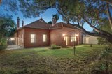 https://images.listonce.com.au/custom/160x/listings/18-royal-crescent-camberwell-vic-3124/266/00903266_img_16.jpg?jzVB7jyW2MY