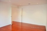 https://images.listonce.com.au/custom/160x/listings/18-ruby-street-balwyn-vic-3103/636/01717636_img_05.jpg?k09Ek_CXxrE