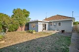 https://images.listonce.com.au/custom/160x/listings/18-salisbury-avenue-newington-vic-3350/647/01910647_img_01.jpg?p-YTaYpkWd8