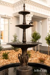 https://images.listonce.com.au/custom/160x/listings/18-sanday-street-glen-waverley-vic-3150/223/01903223_img_03.jpg?lCpDtv1xQa8