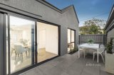 https://images.listonce.com.au/custom/160x/listings/18-selwyn-street-brighton-vic-3186/815/01264815_img_07.jpg?mGv-vDQTEN0