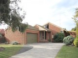 https://images.listonce.com.au/custom/160x/listings/18-shasta-drive-delacombe-vic-3356/743/01575743_img_01.jpg?VNJrhTygsrI