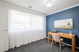 https://images.listonce.com.au/custom/160x/listings/18-sherwood-road-chirnside-park-vic-3116/062/01703062_img_23.jpg?SYonbOZVWYM