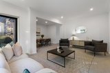 https://images.listonce.com.au/custom/160x/listings/18-shirvington-place-donvale-vic-3111/750/01590750_img_03.jpg?QcAHXSH1V5Q