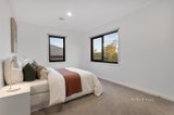 https://images.listonce.com.au/custom/160x/listings/18-shirvington-place-donvale-vic-3111/750/01590750_img_10.jpg?lpuy5L6kMwM