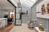 https://images.listonce.com.au/custom/160x/listings/18-simpson-street-east-melbourne-vic-3002/551/01810551_img_12.jpg?BKs7YK_a25k