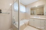 https://images.listonce.com.au/custom/160x/listings/18-somerset-court-blackburn-south-vic-3130/096/01927096_img_09.jpg?I_ZpLyoHNf8
