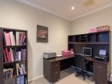 https://images.listonce.com.au/custom/160x/listings/18-st-james-park-rise-mooroolbark-vic-3138/225/01524225_img_12.jpg?3rmzMqaPod0