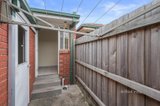 https://images.listonce.com.au/custom/160x/listings/18-stewart-road-oakleigh-east-vic-3166/509/01455509_img_06.jpg?d1RGR-ICM6g