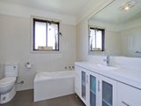 https://images.listonce.com.au/custom/160x/listings/18-struan-avenue-mooroolbark-vic-3138/289/01525289_img_03.jpg?ZJY7pr7n8hc