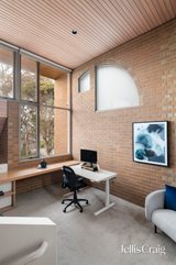 https://images.listonce.com.au/custom/160x/listings/18-summit-drive-bulleen-vic-3105/613/01818613_img_19.jpg?dvJIC6KBocc