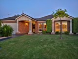 https://images.listonce.com.au/custom/160x/listings/18-tabess-court-st-albans-park-vic-3219/707/01699707_img_13.jpg?FsIhGOElFVE
