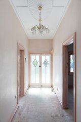 https://images.listonce.com.au/custom/160x/listings/18-tanner-grove-northcote-vic-3070/955/00614955_img_08.jpg?zsu6UFN2rjY